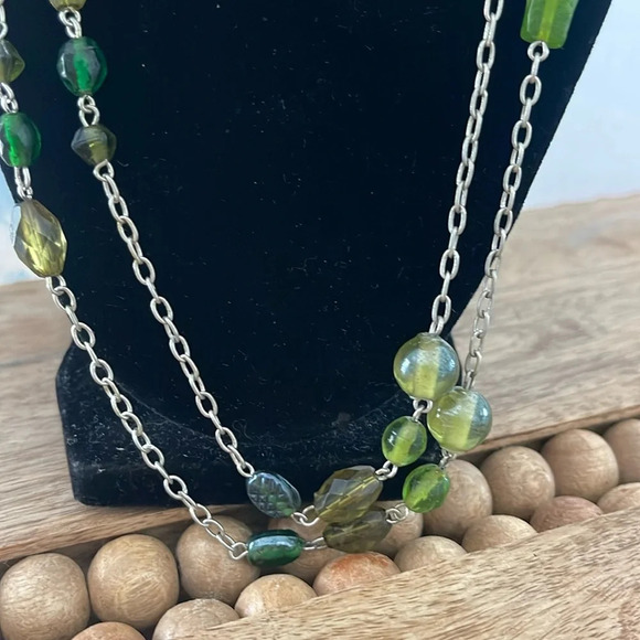 Beaded long necklace glass green silver link chain boho casual - Picture 5 of 11